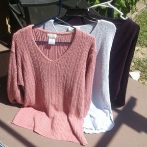 Bundlenof 3 SWEATERS